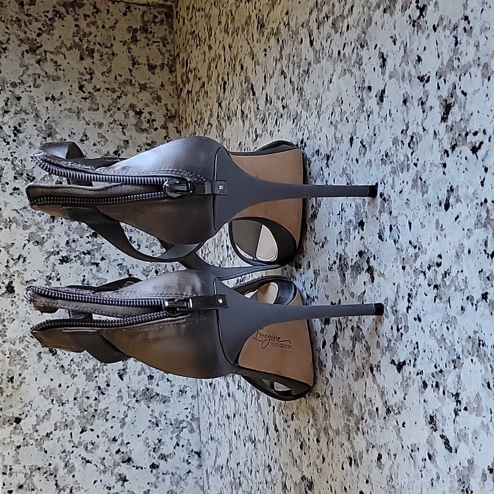 !!! SOLD !!!!  Vince Camuto Imagine Devin Satin Sandals US 9 !!! SOLD !!!! - Picture 9 of 10